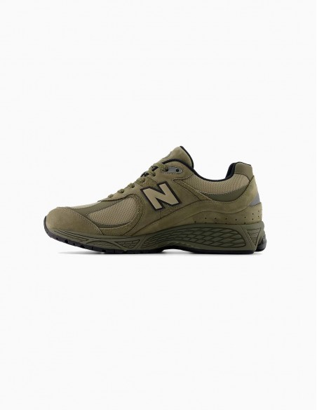 ZAPATILLAS NEW BALANCE 2002R X CORDURA "DARK CAMO"