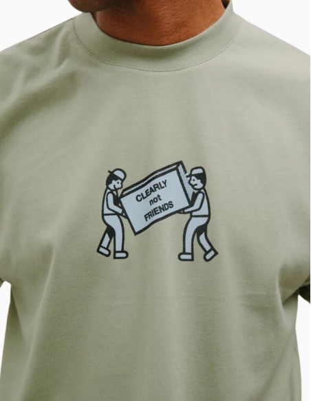 CAMISETA WE ARE NOT FRIENDS CLEARLY GREEN