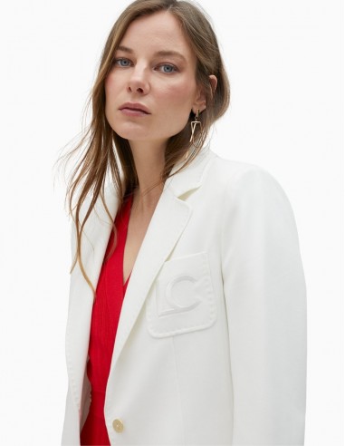 AMERICANA LOLA CASADEMUNT CON BORDADO BLANCA